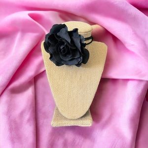 Black Large Flower Choker Necklace